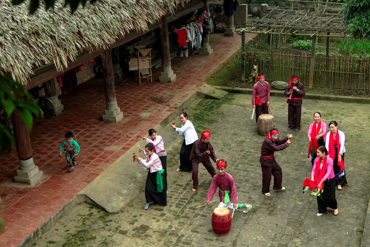 MUA TRONG DU DAN TOC MUONG No1